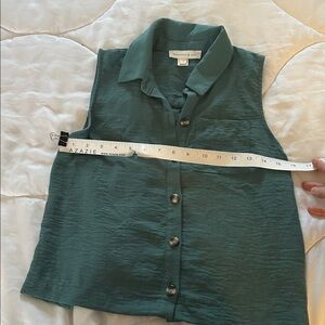 Turquoise Button-Up Sleeveless Shirt